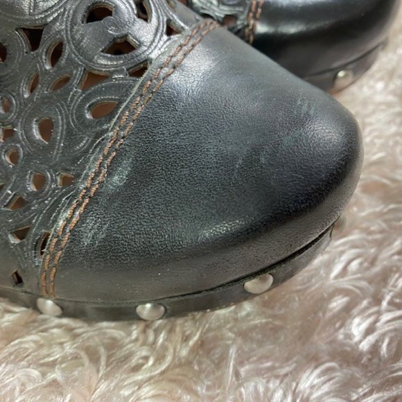 NAYA Hyacinth Clog Laser Cut Leather Wooden Heel, EUC, size 8 W‎ - Picture 9 of 10